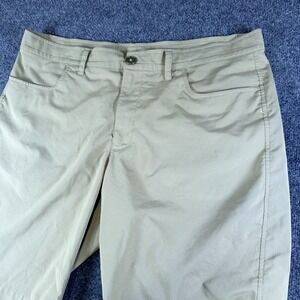 Under Armour Heatgear Barbuda Shorts Mens 38 Beige Stretch Casual Performance